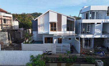 VILLA 4BR NEW MINIMALIS MODERN FURNIHSHED LOKASI JIMBARAN