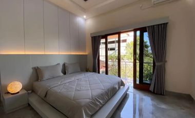 Villa Baru Gress di Padonan Tibubeneng Canggu badung