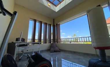 Villa Baru Gress di Padonan Tibubeneng Canggu badung