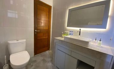 Villa Baru Gress di Padonan Tibubeneng Canggu badung