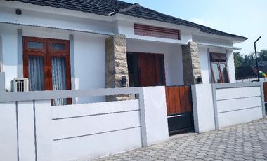 Rumah Dijual Mlati Sleman Minimalis Modern Strategis