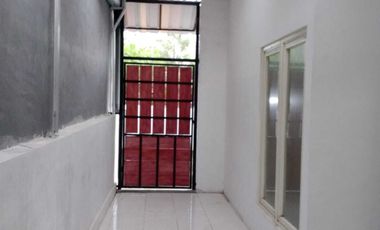 Rumah pojok luas di pepelegi waru