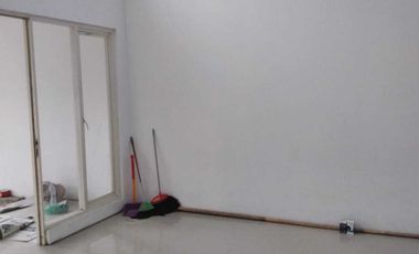 Rumah pojok luas di pepelegi waru