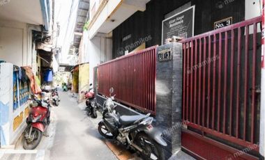 RUMAH KOST JUAL CEPET DI UTAN KAYU UTARA