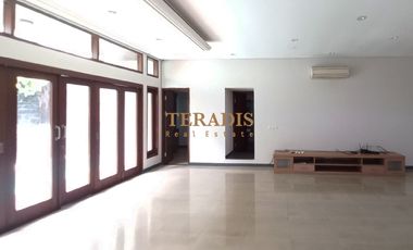 FOR RENT KEBAYORAN BARU