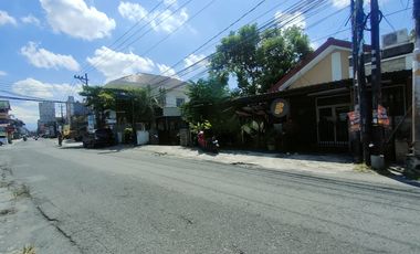 Dijual cepat Rumah besar dan ruang usaha pinggir jalan utama Demangan