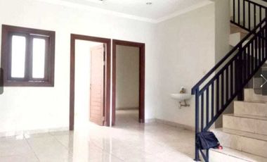 Rumah Strategis pusat kota Manahan Banjarsari Solo