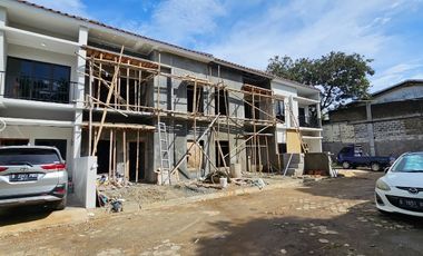 rumah baru di pinggir jalan jatibening jatiasih akses caman