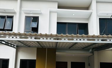 rumah baru di pinggir jalan jatibening jatiasih akses caman