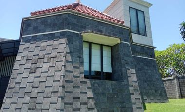 FOR SALE RUMAH MEWAH 4BR KONTRUKSI BAGUS STARTEGIS DI DENPASAR