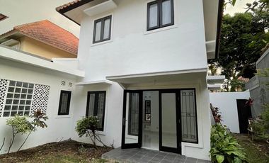 Rumah Bagus 2 Lantai di Kota Baru Parahyangan