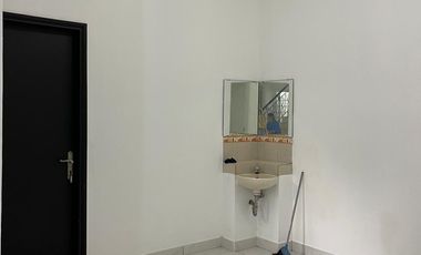 Rumah Bagus 2 Lantai di Kota Baru Parahyangan