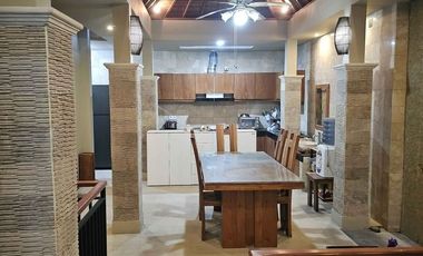 RUMAH SEMI VILLA DI KAWASAN ELITE TUKAD PAKERISAN