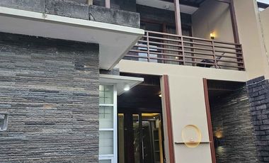 RUMAH SEMI VILLA DI KAWASAN ELITE TUKAD PAKERISAN