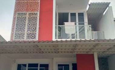 Rumah modern 3 lt custome interior sesukanya di Jatibening