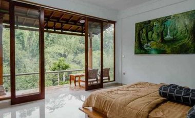 VILLA ASRI LOKASI TABANAN BALI