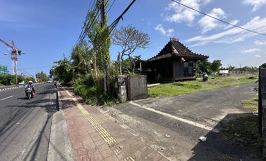 Freehold Villa One Gate Sistem Strategis Dekat Pelabuhan Sanur