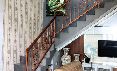 Rumah mewah 2 lantai di serengan solo bonus furnish