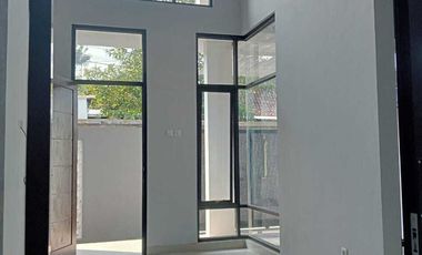 Hunian Solo Bangunan Baru Scandinavian Style