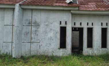 DIJUAL RUMAH 1 LANTAI DI PERUMAHAN BUMI SRIMAHI INDAH