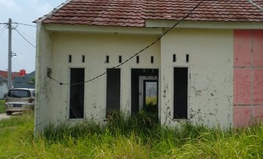 DIJUAL RUMAH 1 LANTAI DI PERUMAHAN BUMI SRIMAHI INDAH