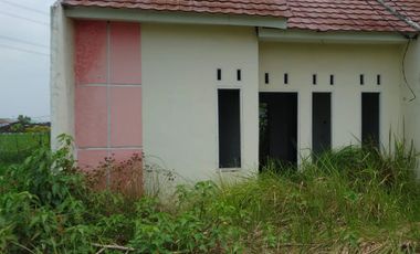 DIJUAL RUMAH 1 LANTAI DI PERUMAHAN BUMI SRIMAHI INDAH