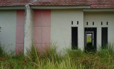 DIJUAL RUMAH 1 LANTAI DI PERUMAHAN BUMI SRIMAHI INDAH
