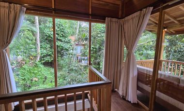 Disewakan villa yang sangat asri dengan sungai di tabanan bali