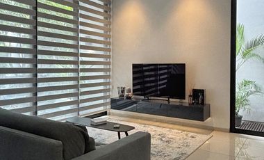 Quantum Serenia Hills Hadap Taman Fasilitas Swimmingpool Gym clubhouse