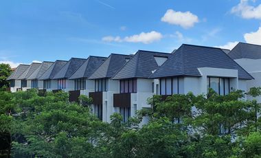 Quantum Serenia Hills Hadap Taman Fasilitas Swimmingpool Gym clubhouse