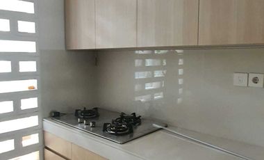 Quantum Serenia Hills Hadap Taman Fasilitas Swimmingpool Gym clubhouse