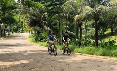 Quantum Serenia Hills Hadap Taman Fasilitas Swimmingpool Gym clubhouse