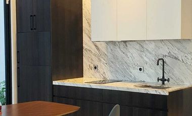 Quantum Serenia Hills Hadap Taman Fasilitas Swimmingpool Gym clubhouse