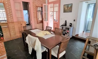 Casa de 5 ambientes en Venta en Chacarita