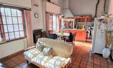 Casa de 5 ambientes en Venta en Chacarita