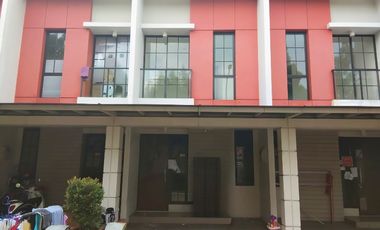 Disewakan Rumah Green Village, Rumah Asri, Cipondoh, Tangerang