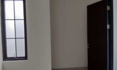 Disewakan Rumah Green Village, Rumah Asri, Cipondoh, Tangerang