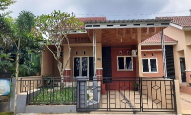 DISEWAKAN RUMAH BANYUMANIK SEMARANG, VIEW GUNUNG DEKAT EXIT TOL UNGARAN/ BANYUMANIK, SMA4, KODAM, RS. HERMINA. COCOK UNTUK KANTOR & RUMAH TANGGA