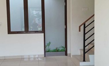 Cluster Burgundy  Lebar 7 Rumah Siap Huni Summarecon Bekasi