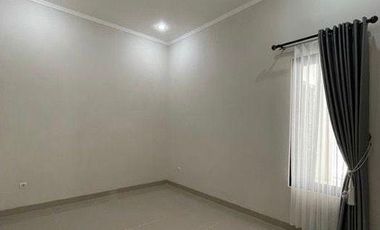 Dijual Rumah Siap Huni di Plumeria Residence Graha Bintaro