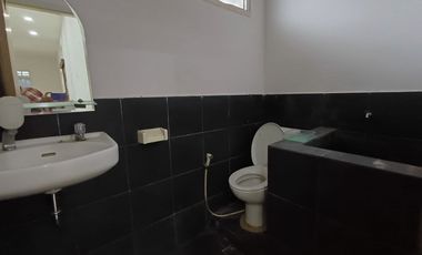 DIJUAL RUMAH BAGUS LOKASI STRATEGIS DI JALAN TRIKORA SAMPING RS BUNDA