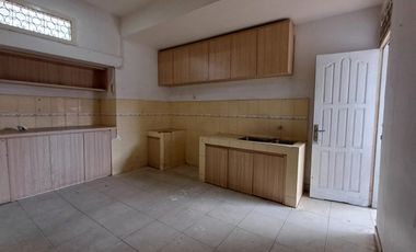 DIJUAL RUMAH BAGUS LOKASI STRATEGIS DI JALAN TRIKORA SAMPING RS BUNDA