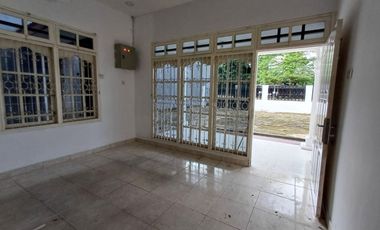 DIJUAL RUMAH BAGUS LOKASI STRATEGIS DI JALAN TRIKORA SAMPING RS BUNDA