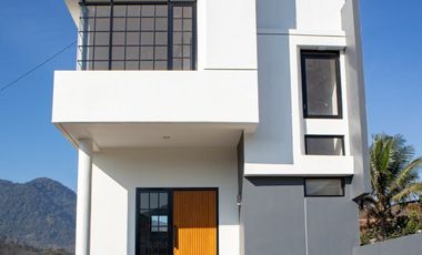 NAGREG DEKAT RUMAH SAKIT UNISBA BANDUNG TIMUR