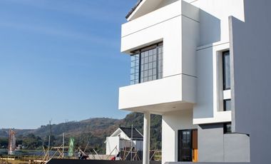 NAGREG DEKAT RUMAH SAKIT UNISBA BANDUNG TIMUR