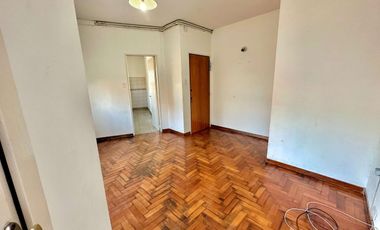 Departamento de 3 ambientes con 2 balcones