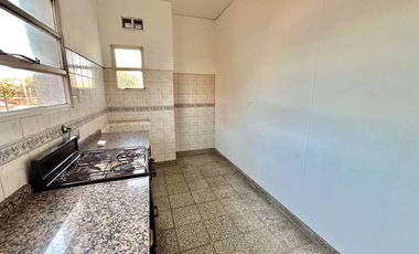 Departamento de 3 ambientes con 2 balcones