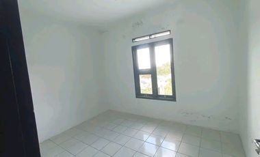 Di jual ruko strategis buat buka usaha