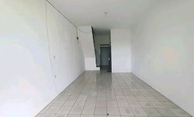 Di jual ruko strategis buat buka usaha