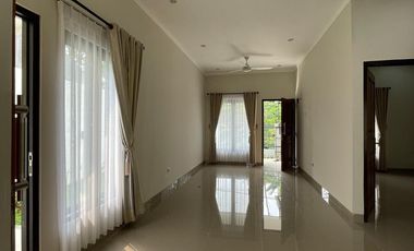 Dijual Rumah Satu Lantai Siap Huni di Plumeria Residence Graha Bintaro